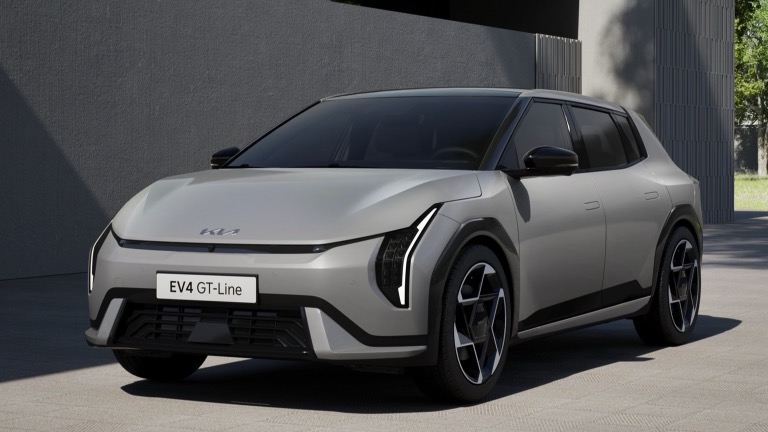 Kia EV4 58kWh támogatás