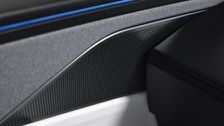 tesla_model_y_2025-25.jpg