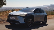 toyota_bz4x_2022-01.jpg